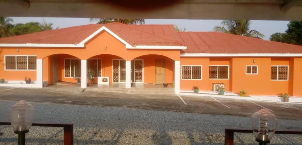 Jamaica Inn Guest House Botianaw Exterior photo
