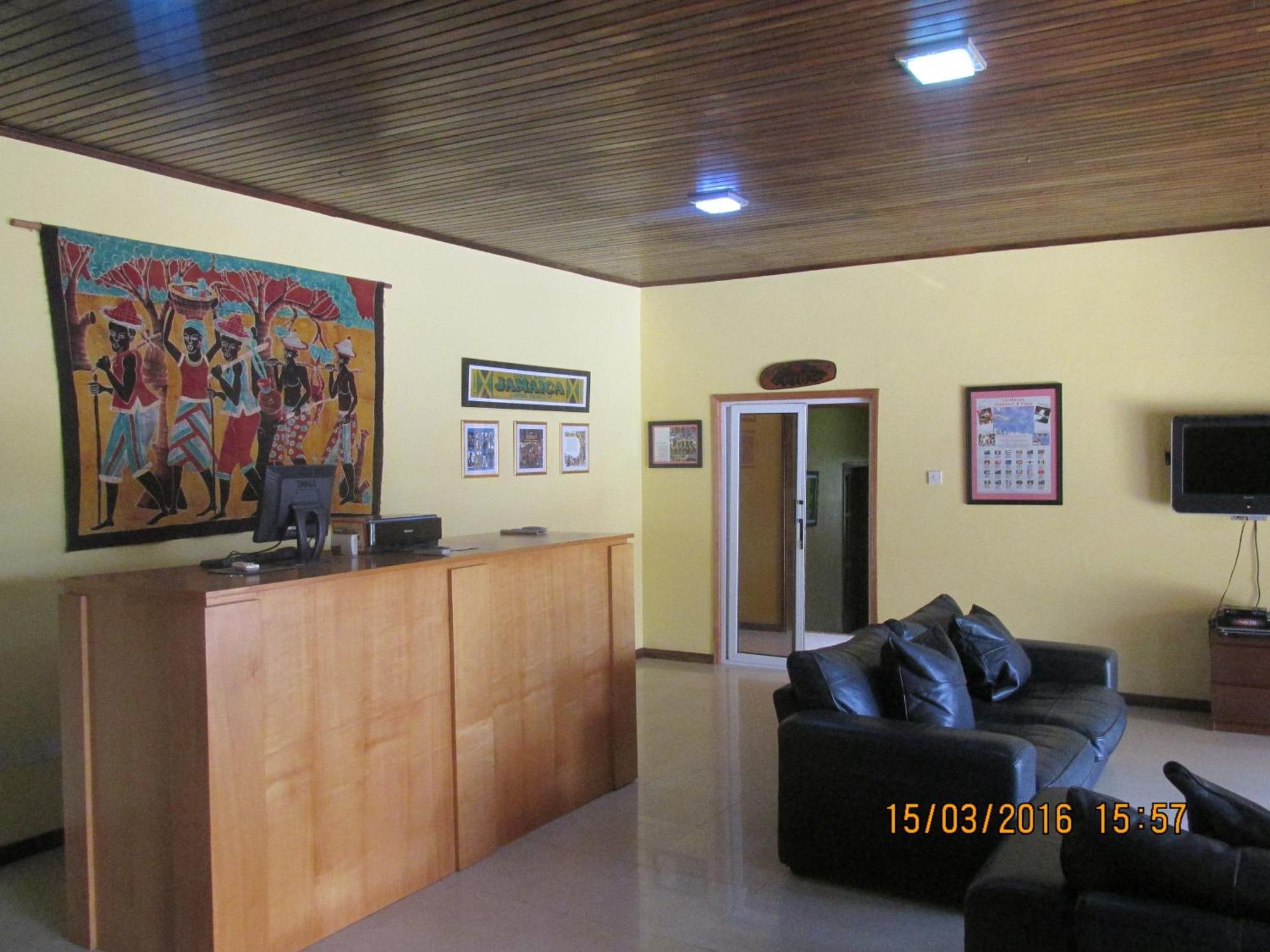 Jamaica Inn Guest House Botianaw Exterior photo