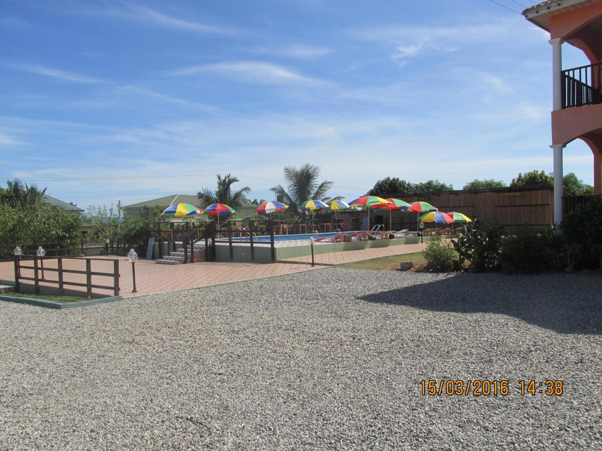 Jamaica Inn Guest House Botianaw Exterior photo