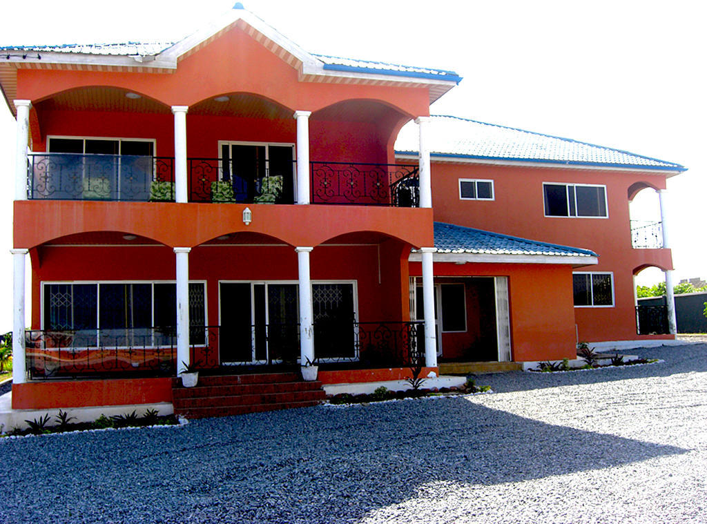 Jamaica Inn Guest House Botianaw Exterior photo